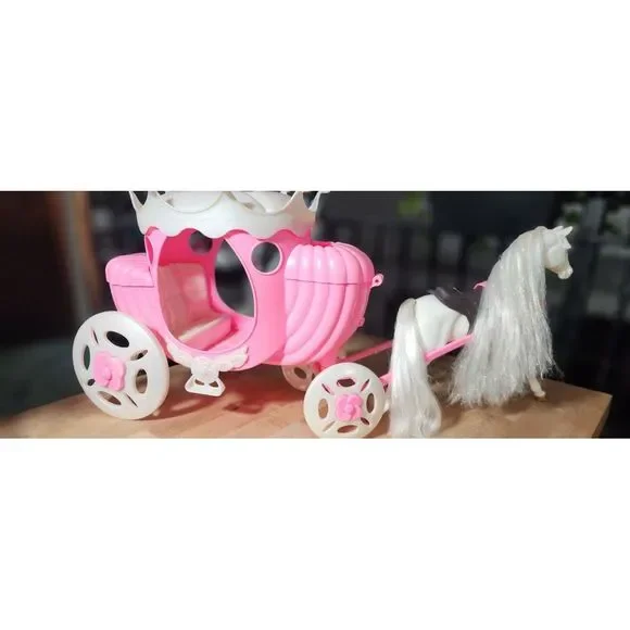Vintage Barbie Horse and Carriage ~Princess~